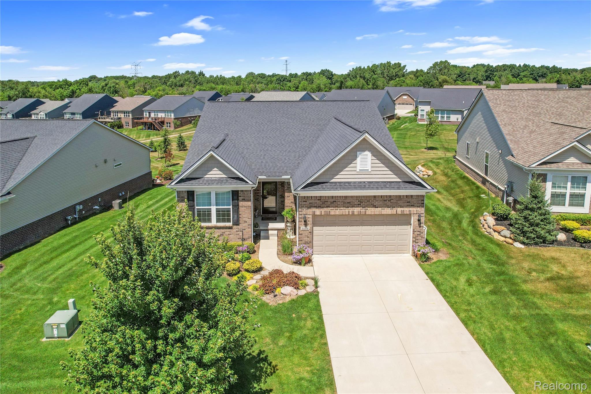 5008 Oakdale Drive