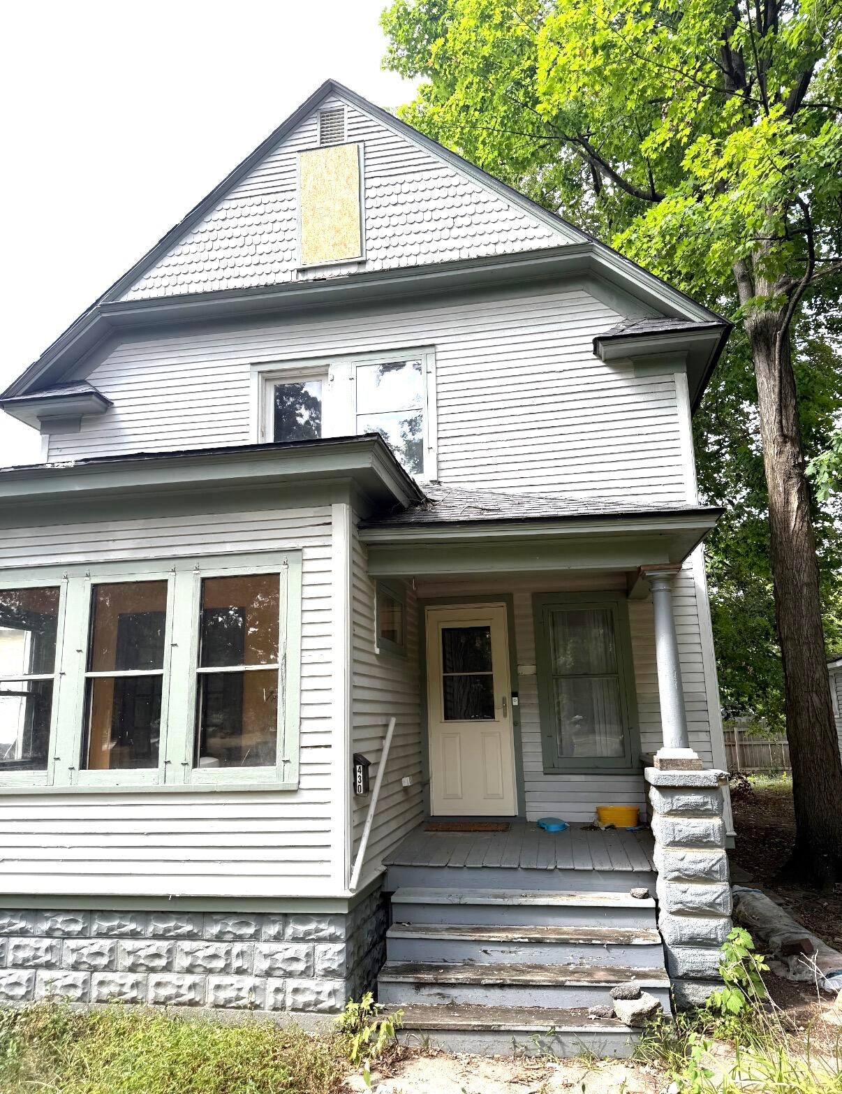 430 Park Place