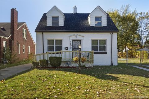 19521 Strasburg Street Detroit City MI 48205