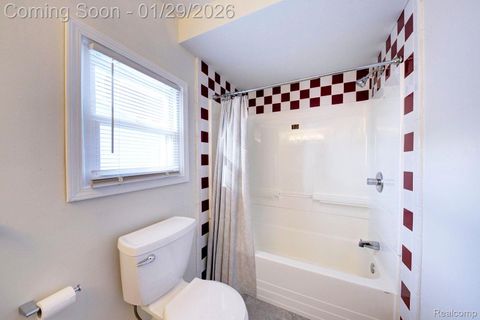 Tiny photo for 1597 W Saratoga Street, Ferndale City, MI 48220 (MLS # 20261003805)