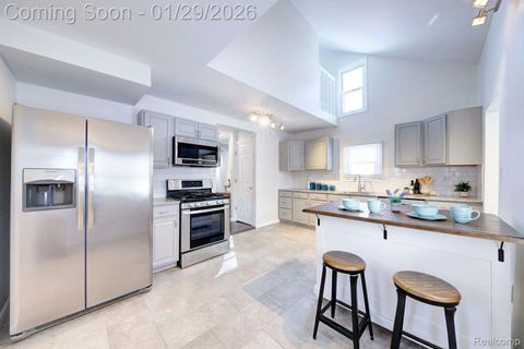 Tiny photo for 1597 W Saratoga Street, Ferndale City, MI 48220 (MLS # 20261003805)