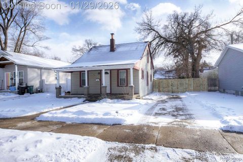 1597 W Saratoga Street Ferndale City MI 48220