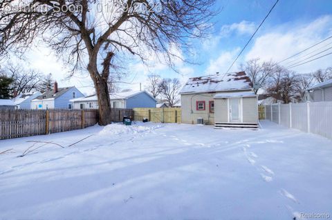 Tiny photo for 1597 W Saratoga Street, Ferndale City, MI 48220 (MLS # 20261003805)