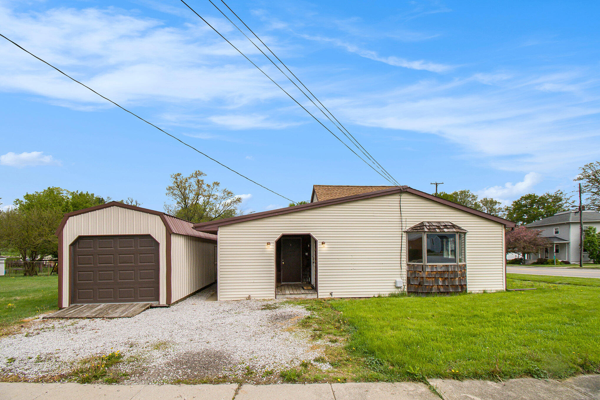 206 N Steer Street