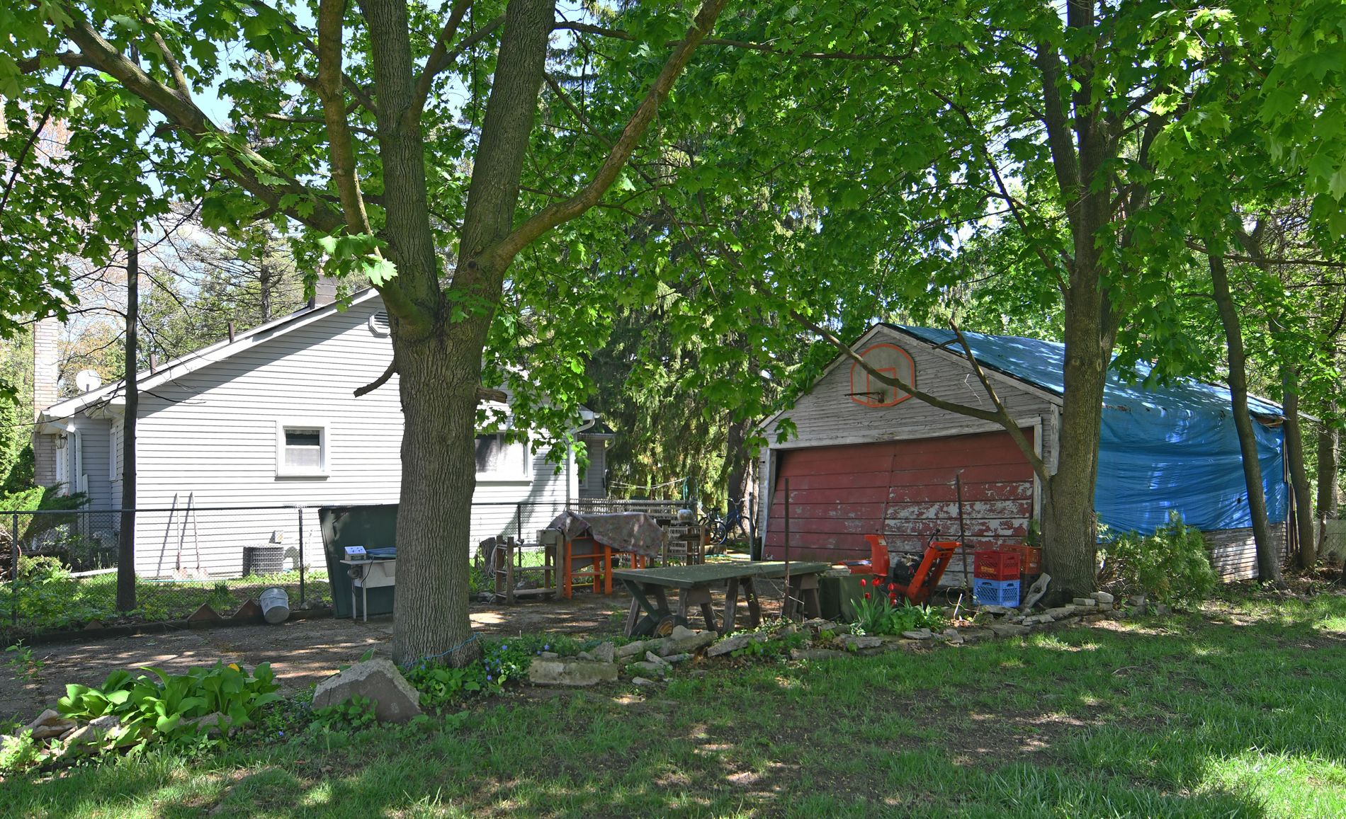 1209 APPLEWOOD Drive