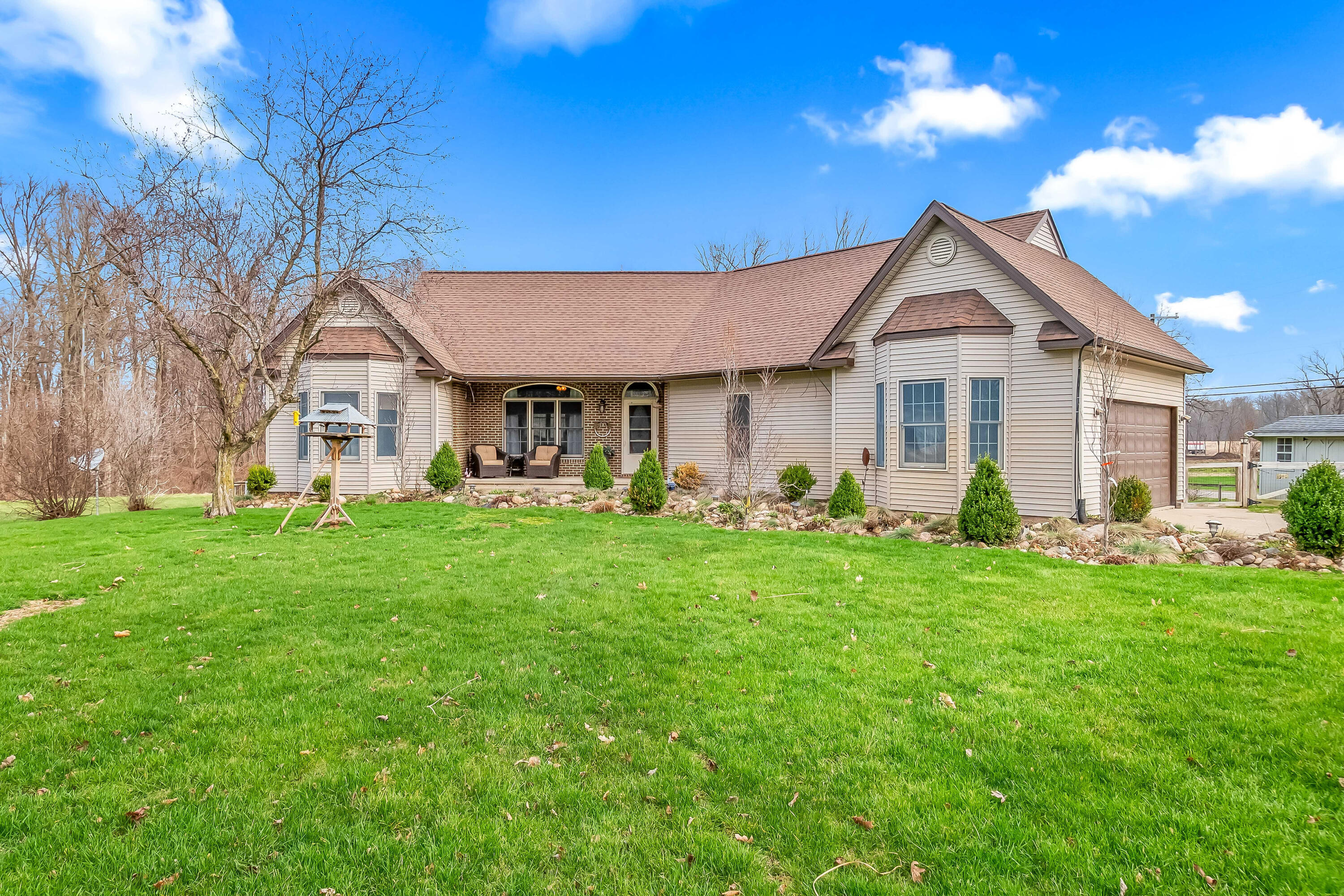 298 Knollwood Court