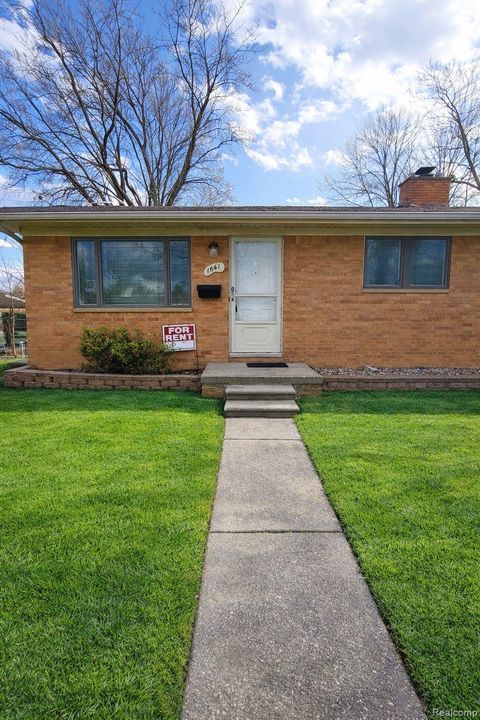 1641 Fairview Avenue Royal Oak Charter Township MI 48073