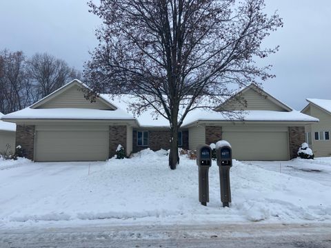 6977 Pinehurst Lane NE Cannon Township MI 49341