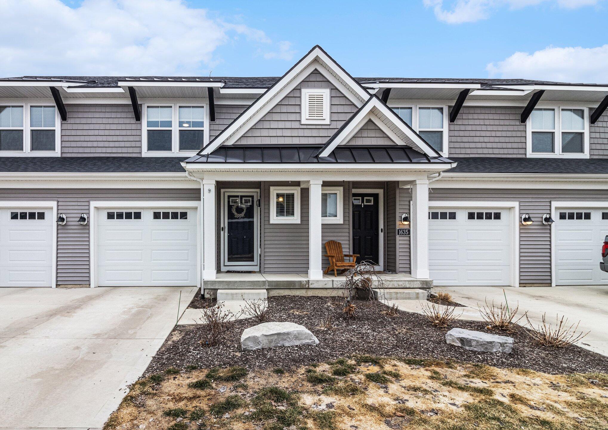 1637 Thyme Drive SW