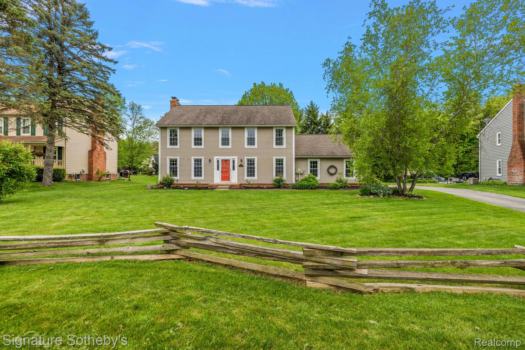 7672 Olde Sturbridge Trail