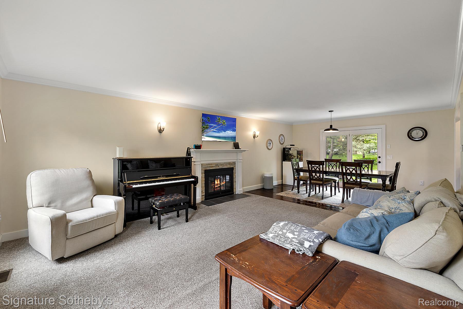 7672 Olde Sturbridge Trail