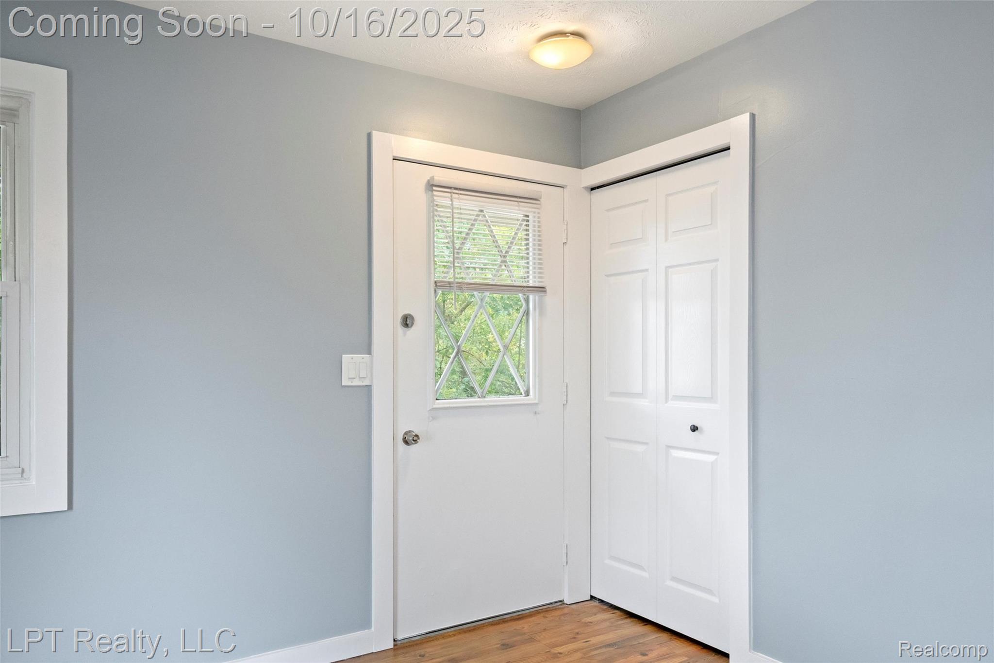 38201 Carolon Boulevard 17B
