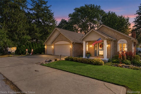 Tiny photo for 5261 S Locustwood Avenue, Fort Gratiot Charter Township, MI 48059 (MLS # 20261083014)