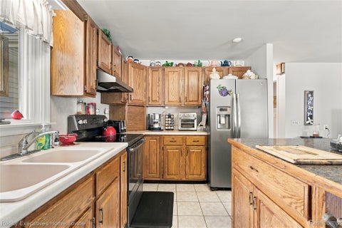 Tiny photo for 5261 S Locustwood Avenue, Fort Gratiot Charter Township, MI 48059 (MLS # 20261083014)