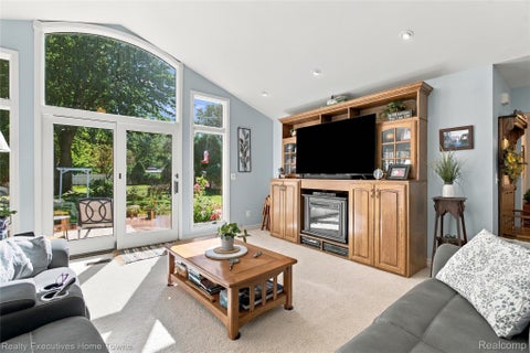 Tiny photo for 5261 S Locustwood Avenue, Fort Gratiot Charter Township, MI 48059 (MLS # 20261083014)