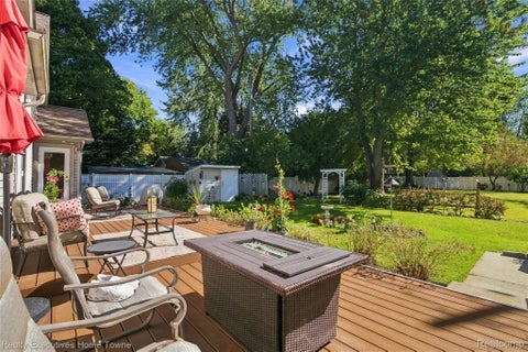 Tiny photo for 5261 S Locustwood Avenue, Fort Gratiot Charter Township, MI 48059 (MLS # 20261083014)