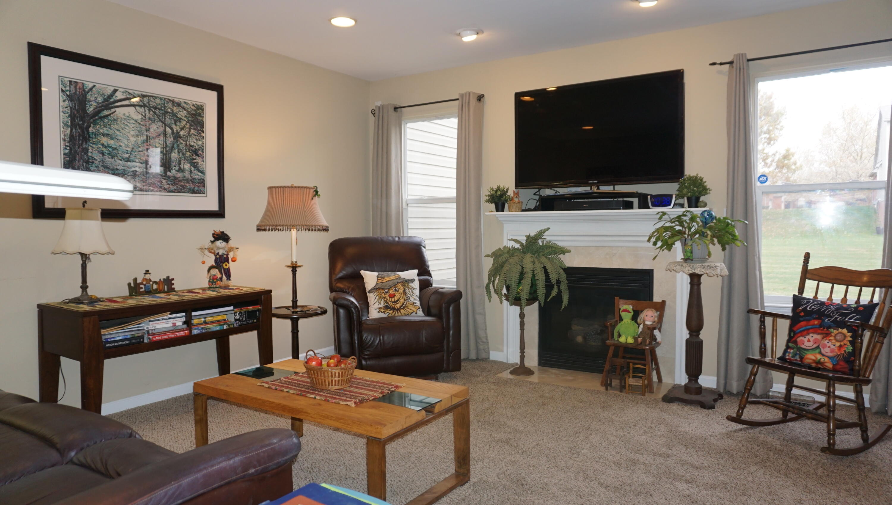 2633 Ambassador Drive