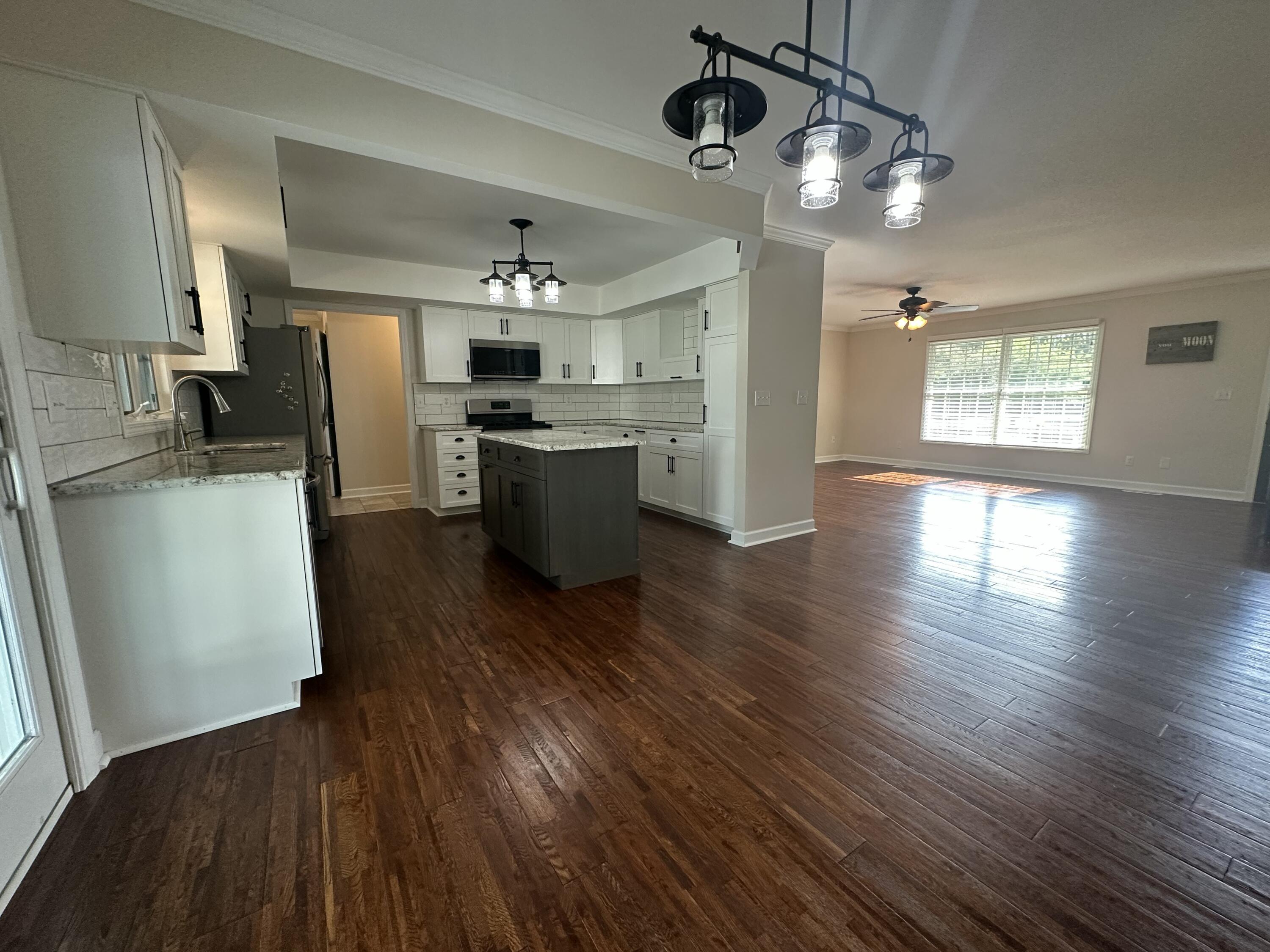 6089 Reynolds Road