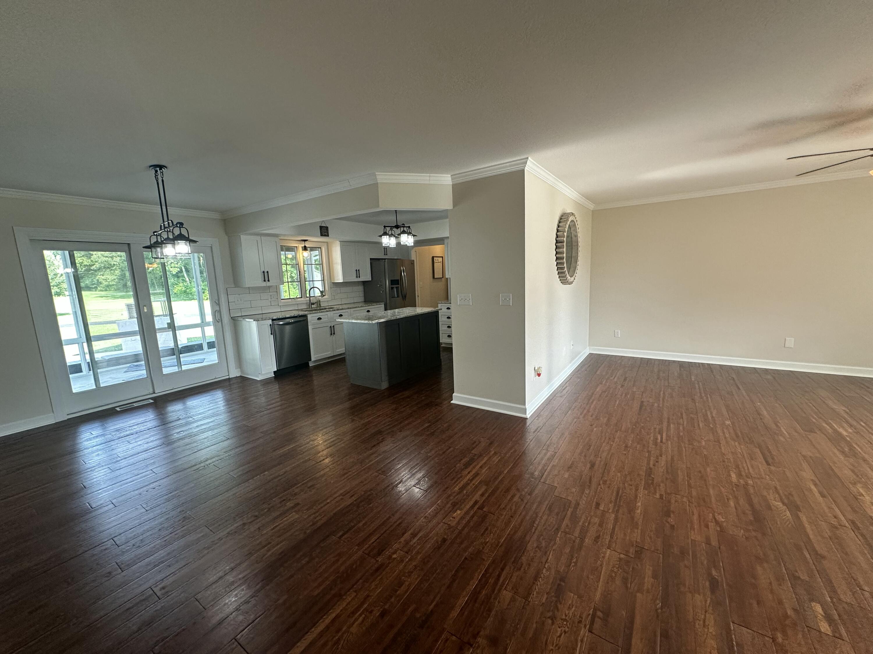 6089 Reynolds Road