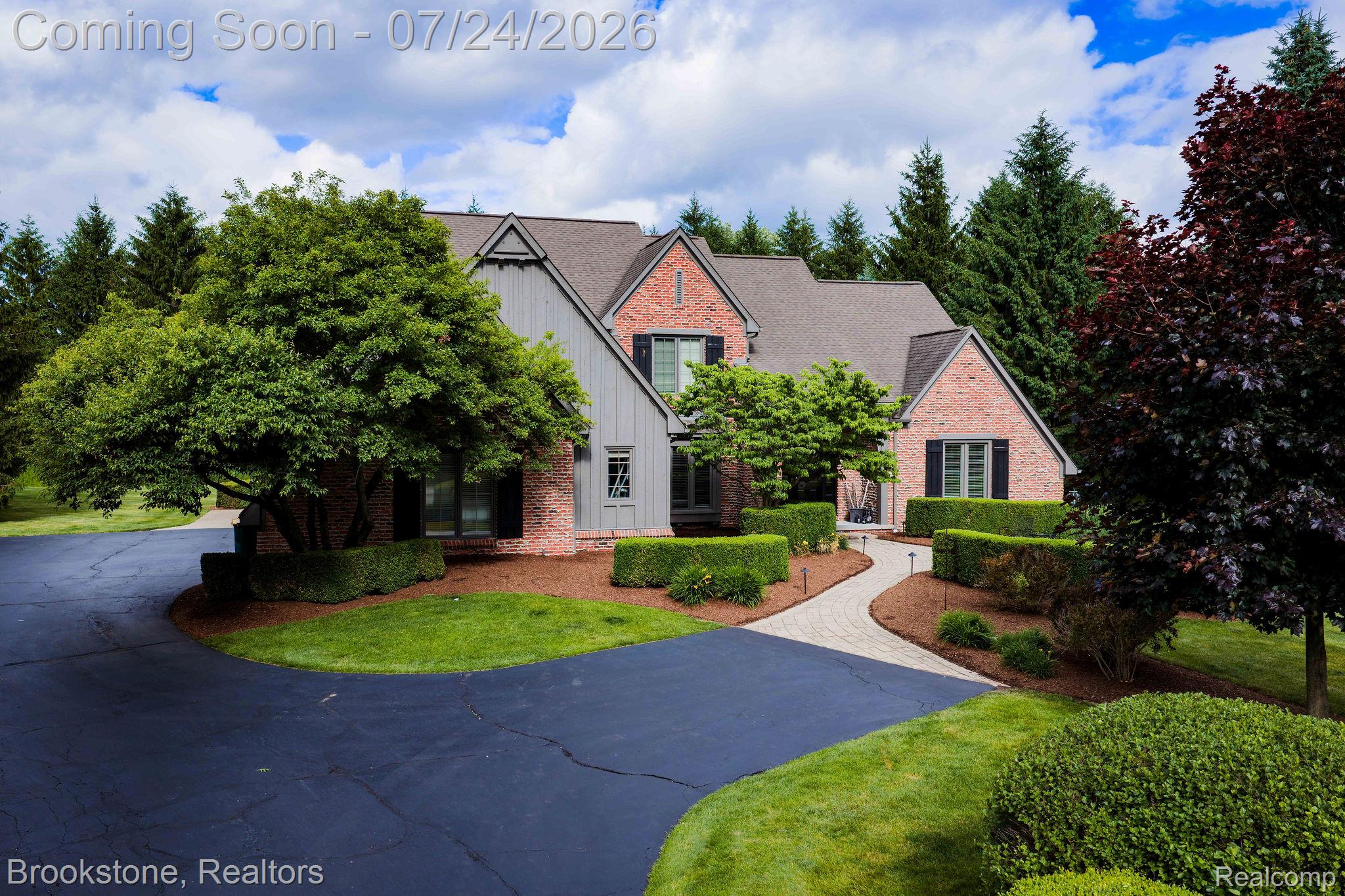 7768 Somerhill Lane
