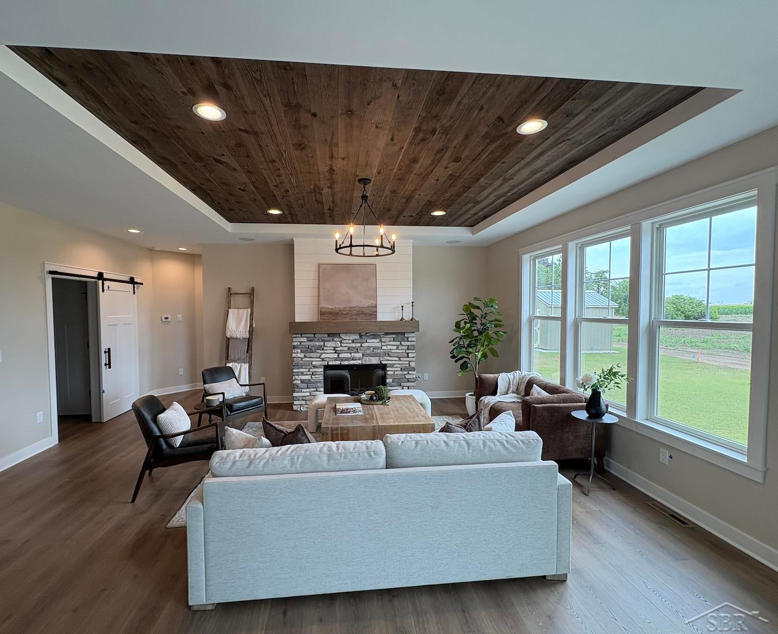 343 Frank Road