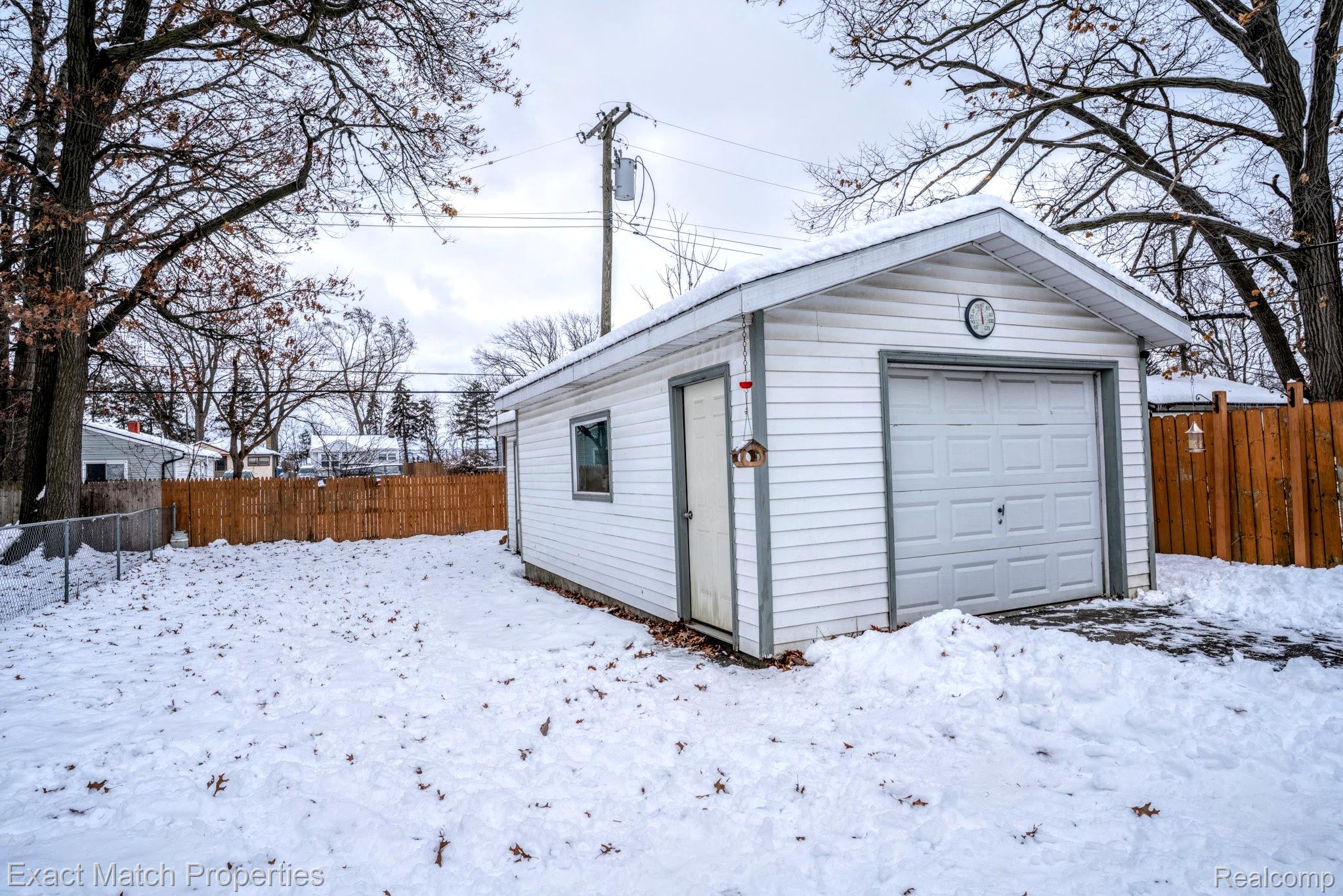 102 E Cornell Avenue