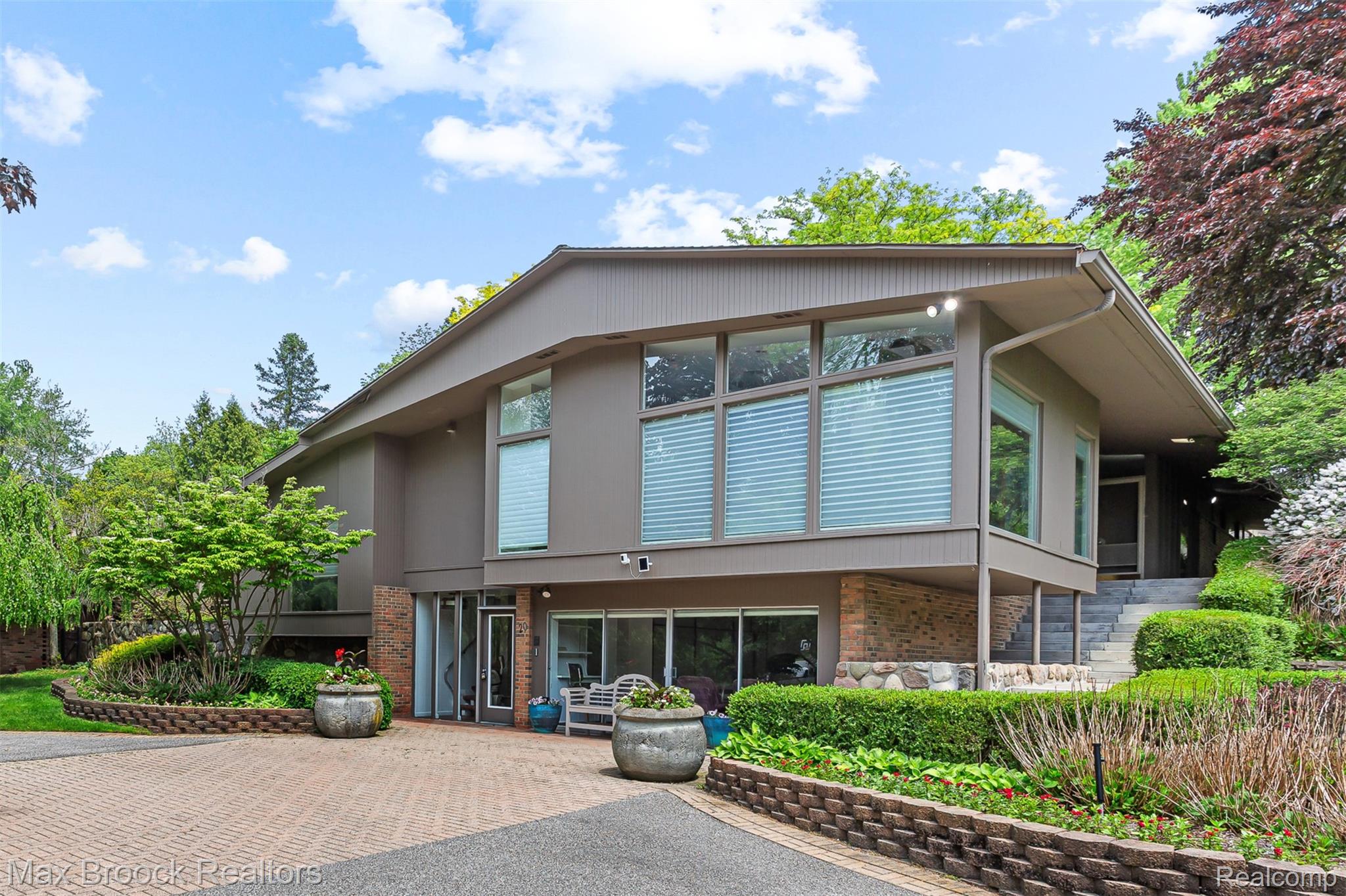 20 Martell Drive
