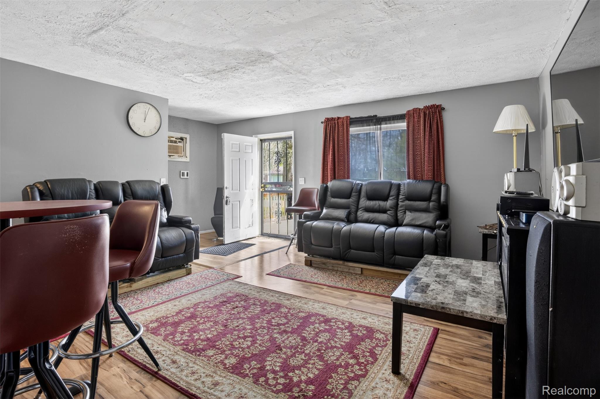 3095 Maywood Drive