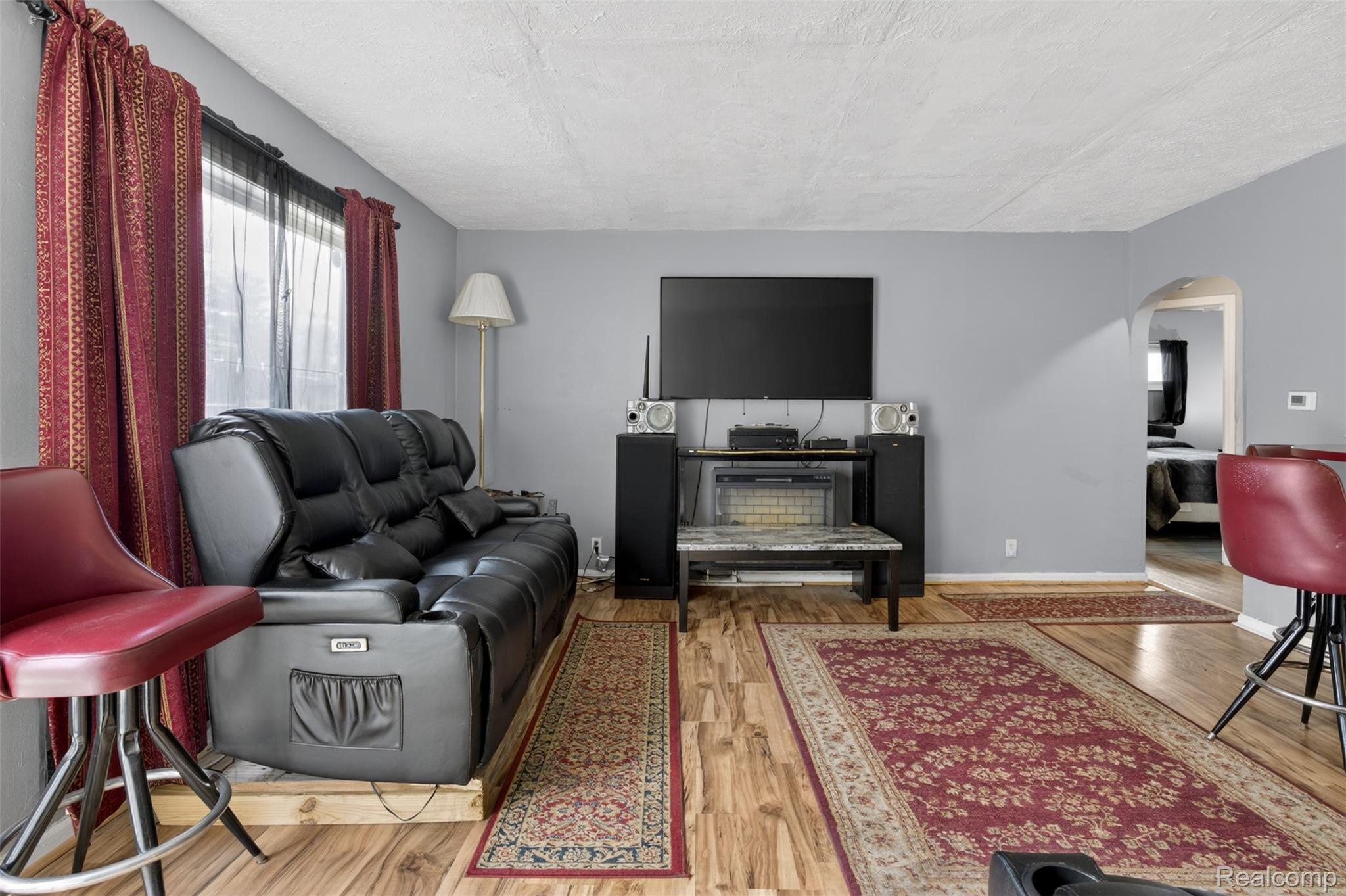 3095 Maywood Drive