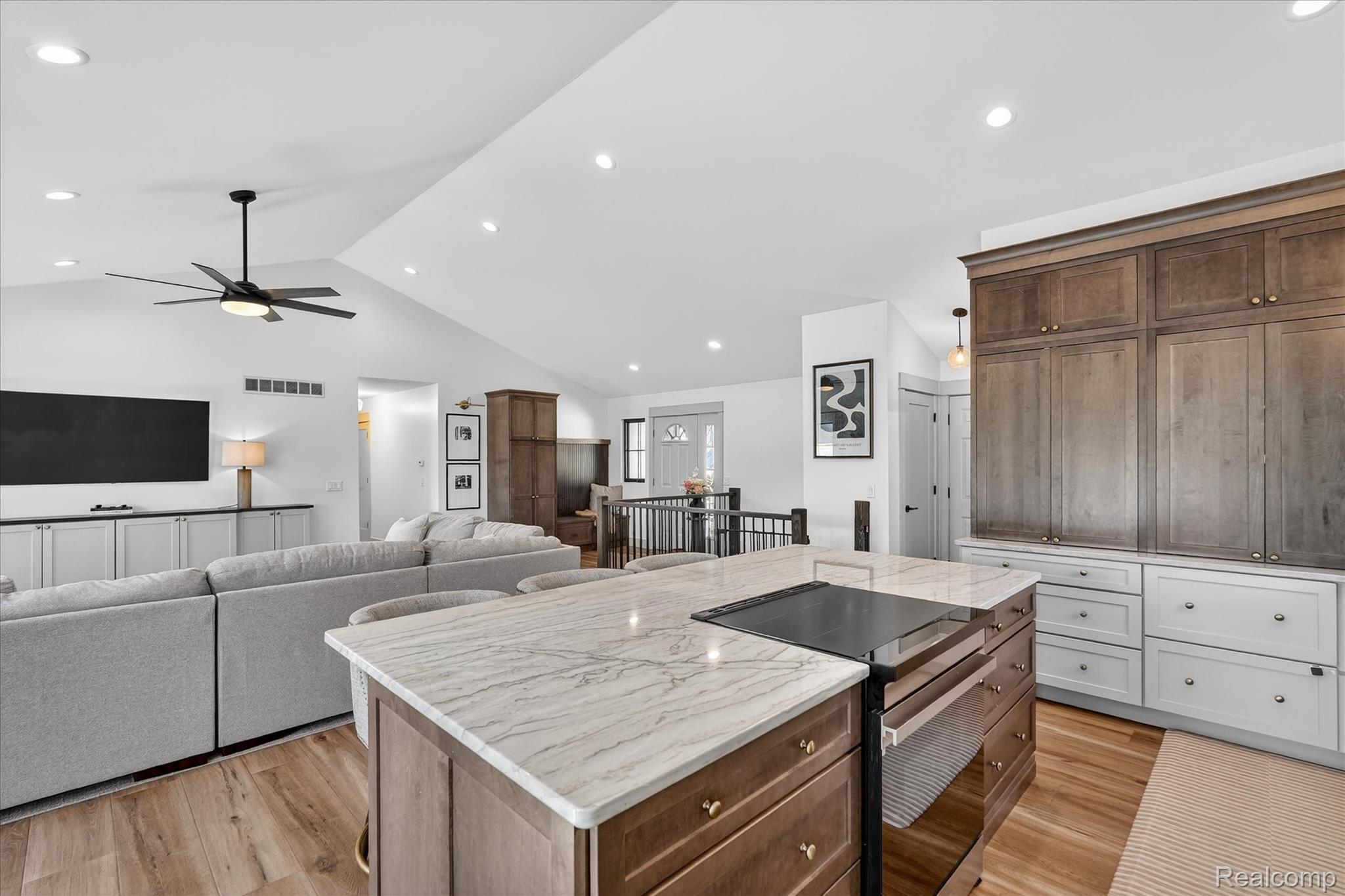 16529 W Horseshoe Trail