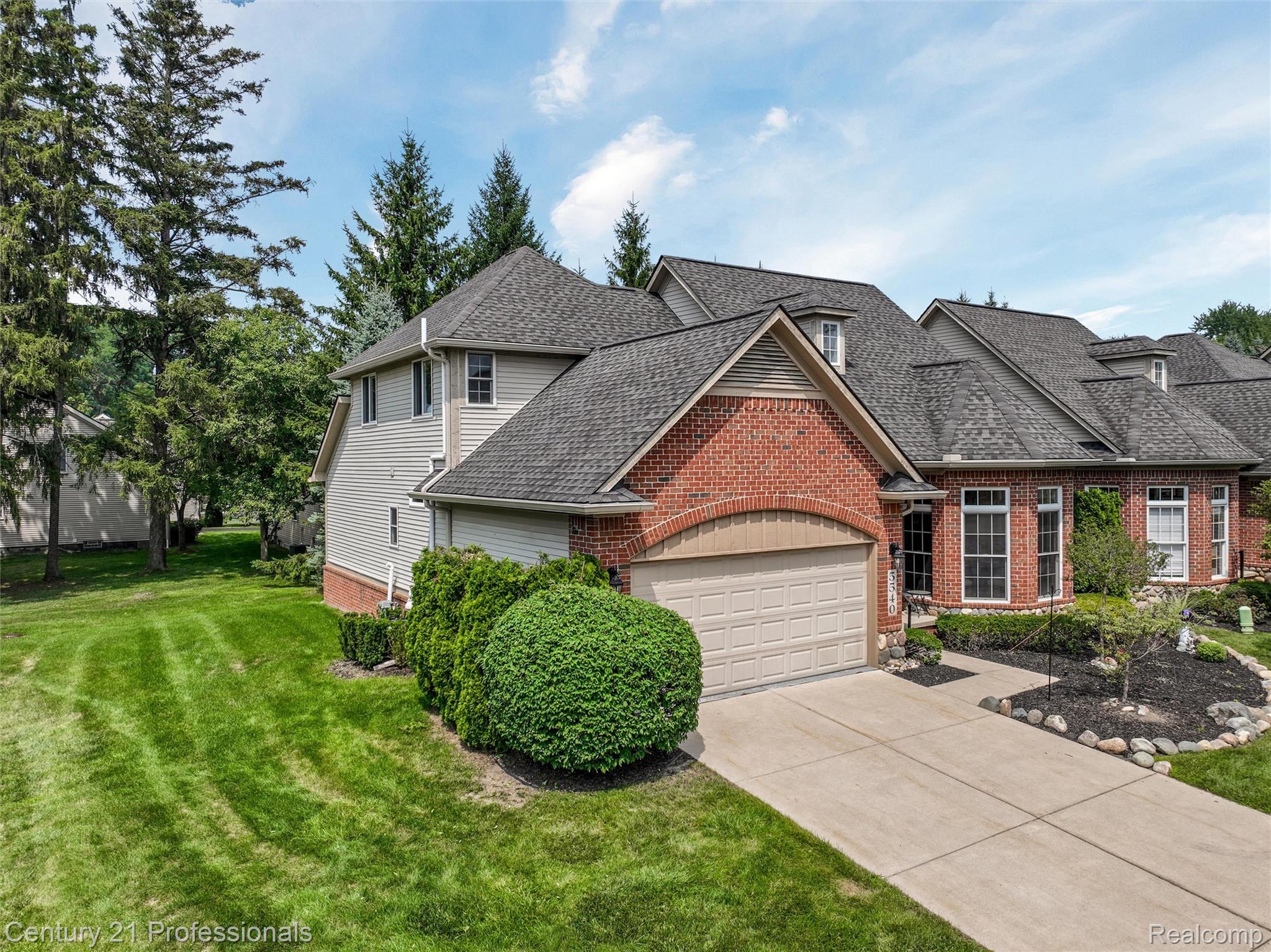 5540 River Park Drive