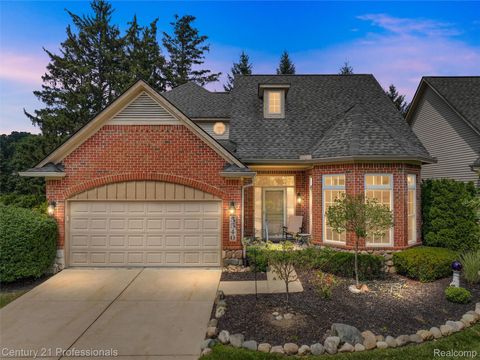 5540 River Park Drive Waterford Charter Township MI 48327