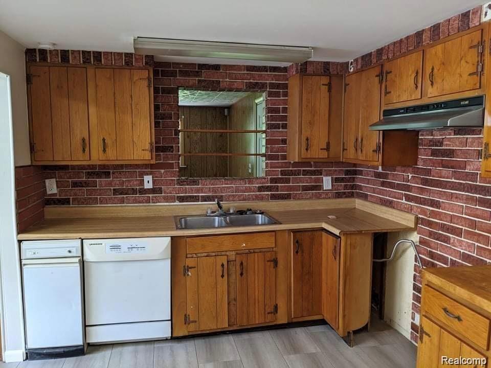 7275 CHEROKEE Street