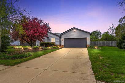 4713 Desert Bridge Court Highland Charter Township MI 48356