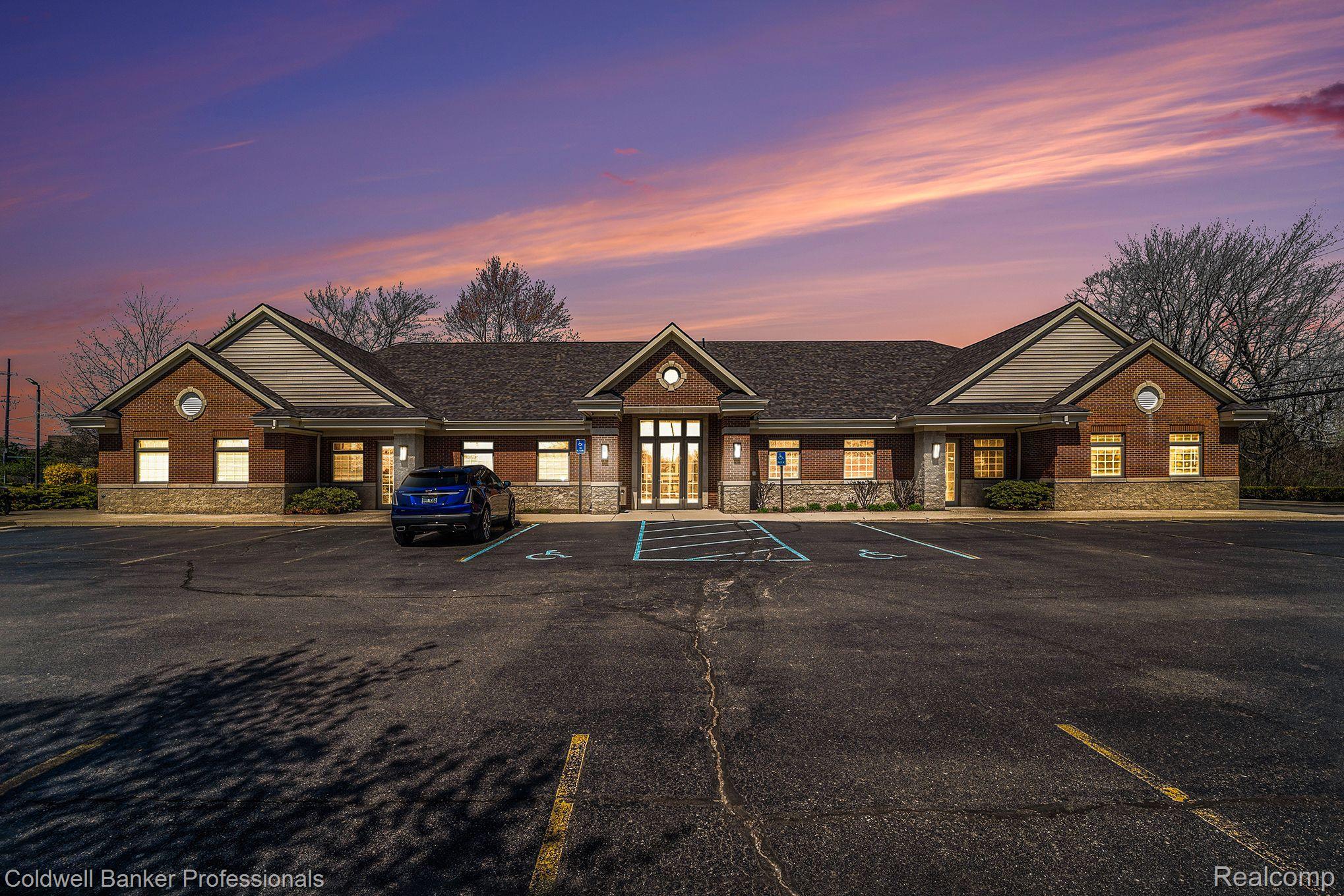 19249 N ALLEN Road Suite B