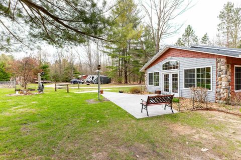 20802 E Trails End Trail Inland Township MI 49643