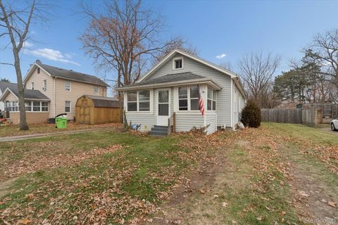 520 Andrew Avenue Jackson City MI 49202