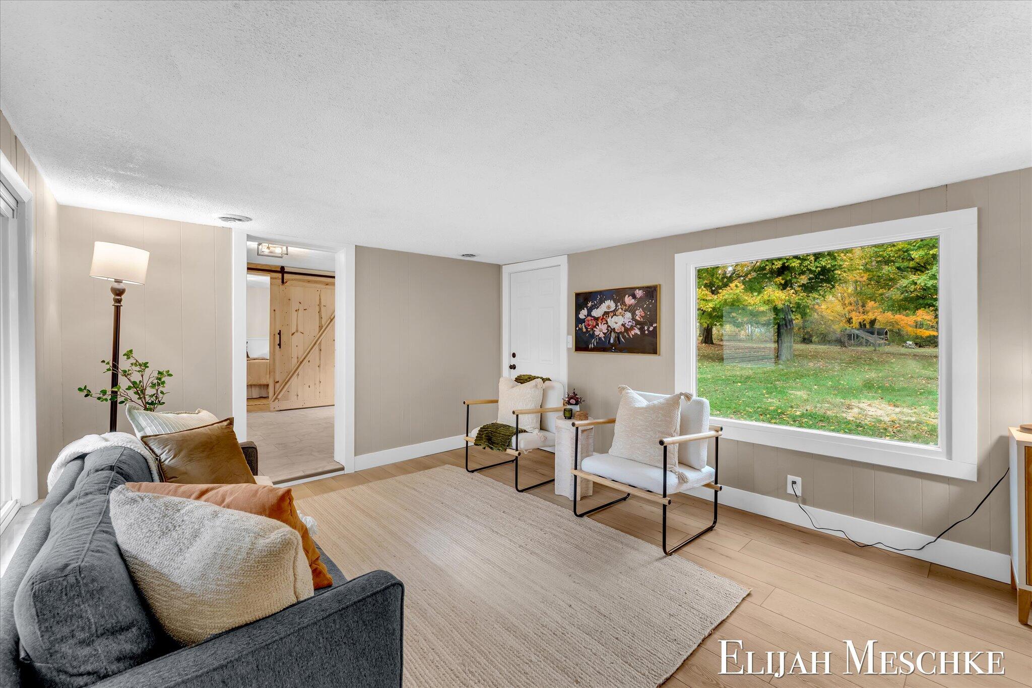 5760 Sunfish Lake Avenue NE