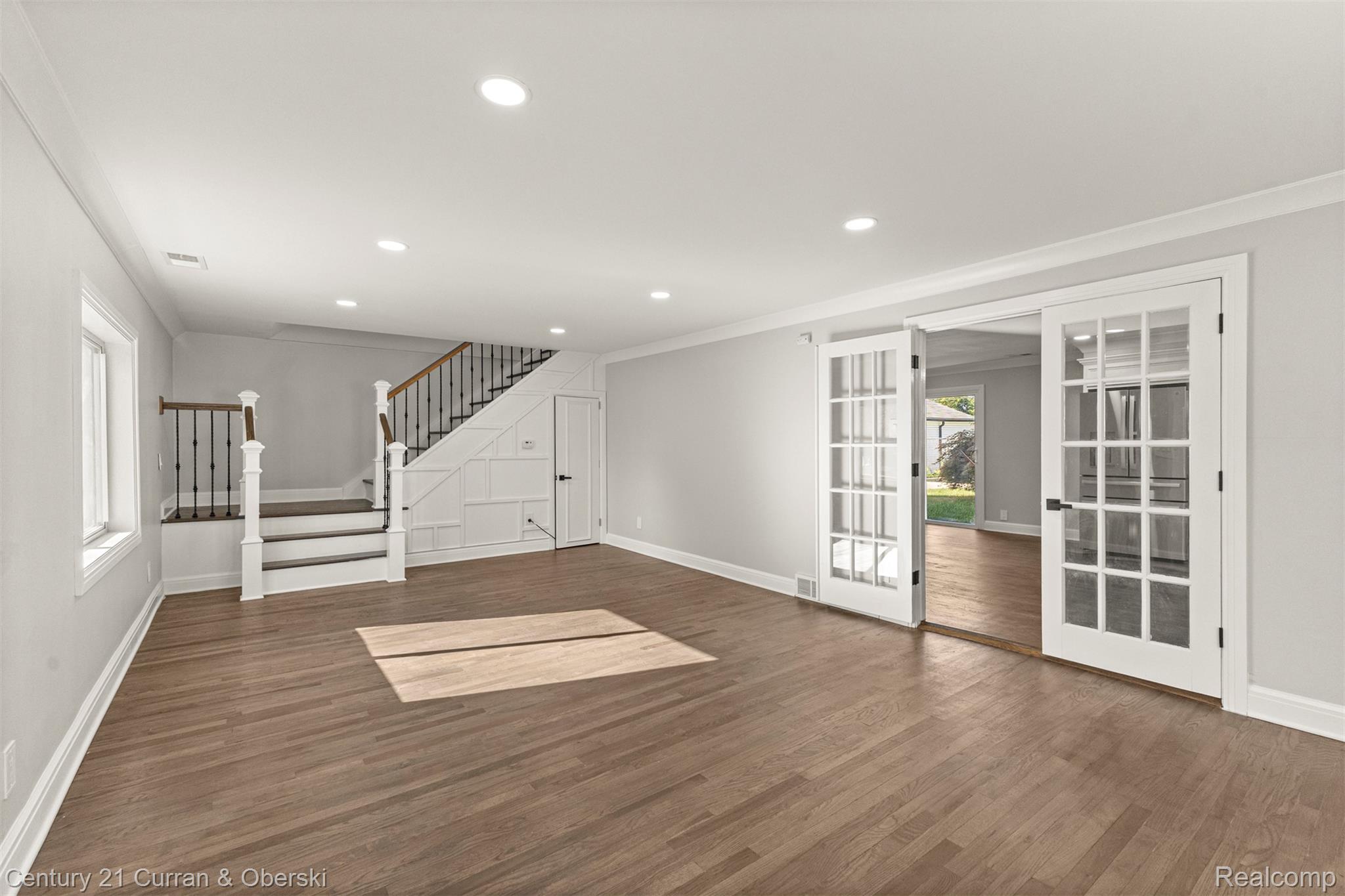 3158 Lafayette Drive