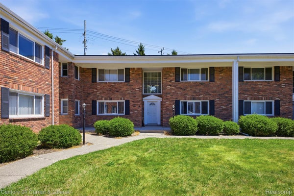 31831 GRAND RIVER AVE UNIT 85, FARMINGTON, MI 48336 - Image b8121111b656dde6ca40e847372938f8/700718187