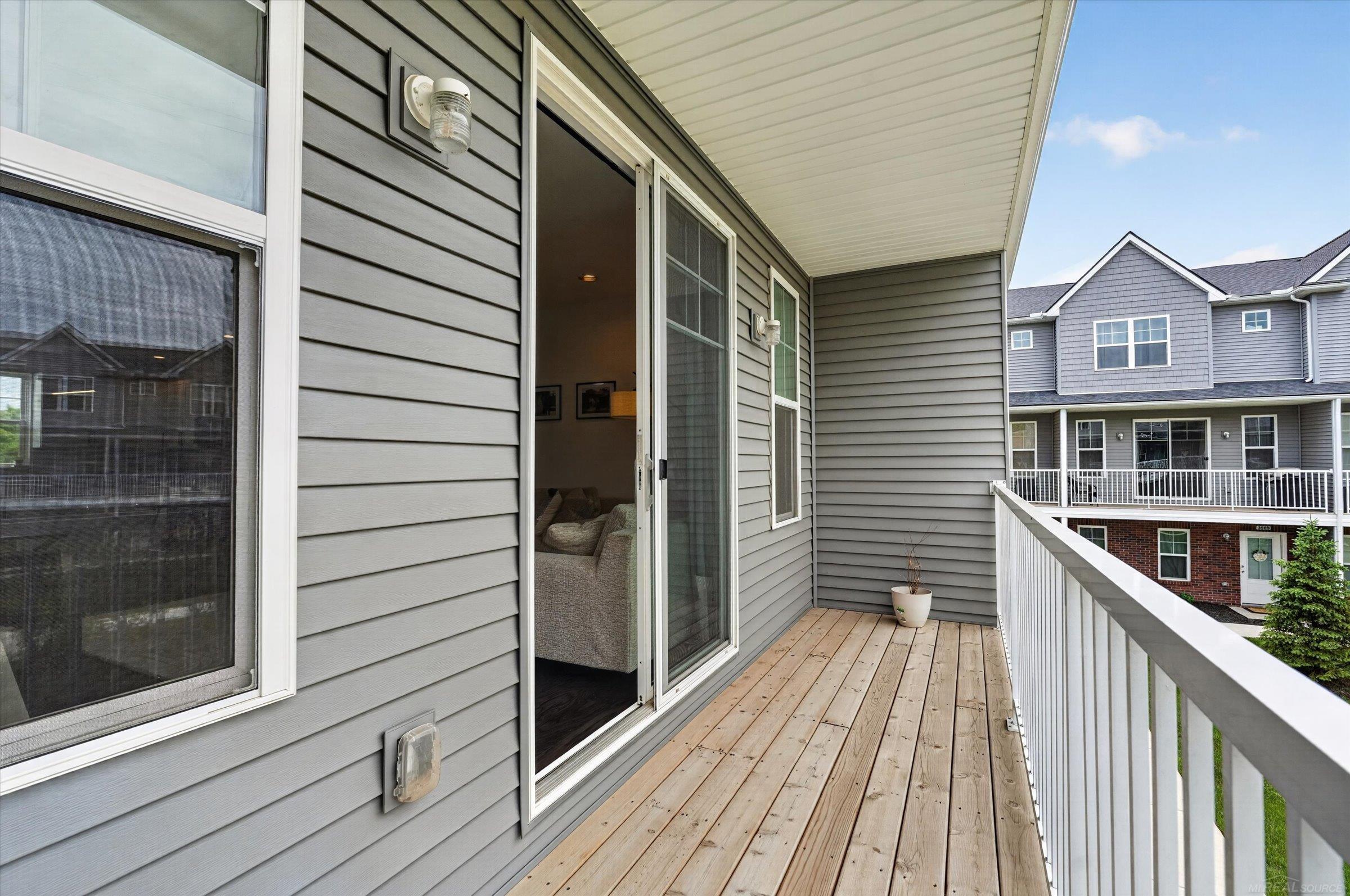 3981 Trailway Commons Circle