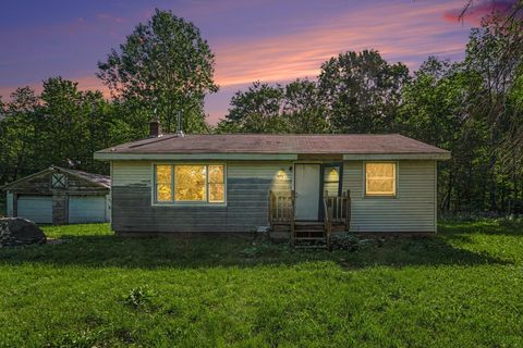 Photo of 1075 33rd Street, Trowbridge Township, MI 49010 (MLS # 66026025917)