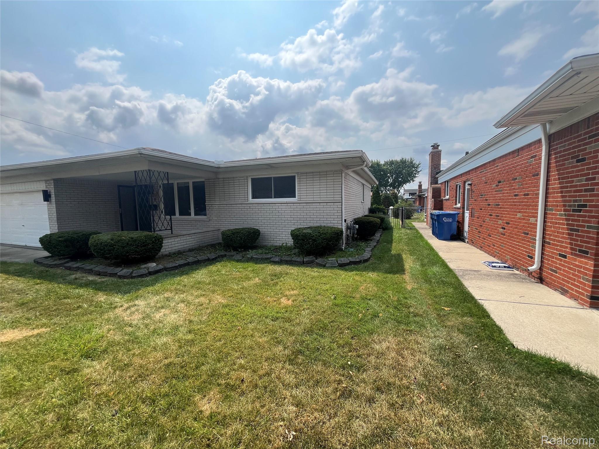 13502 Moceri Circle