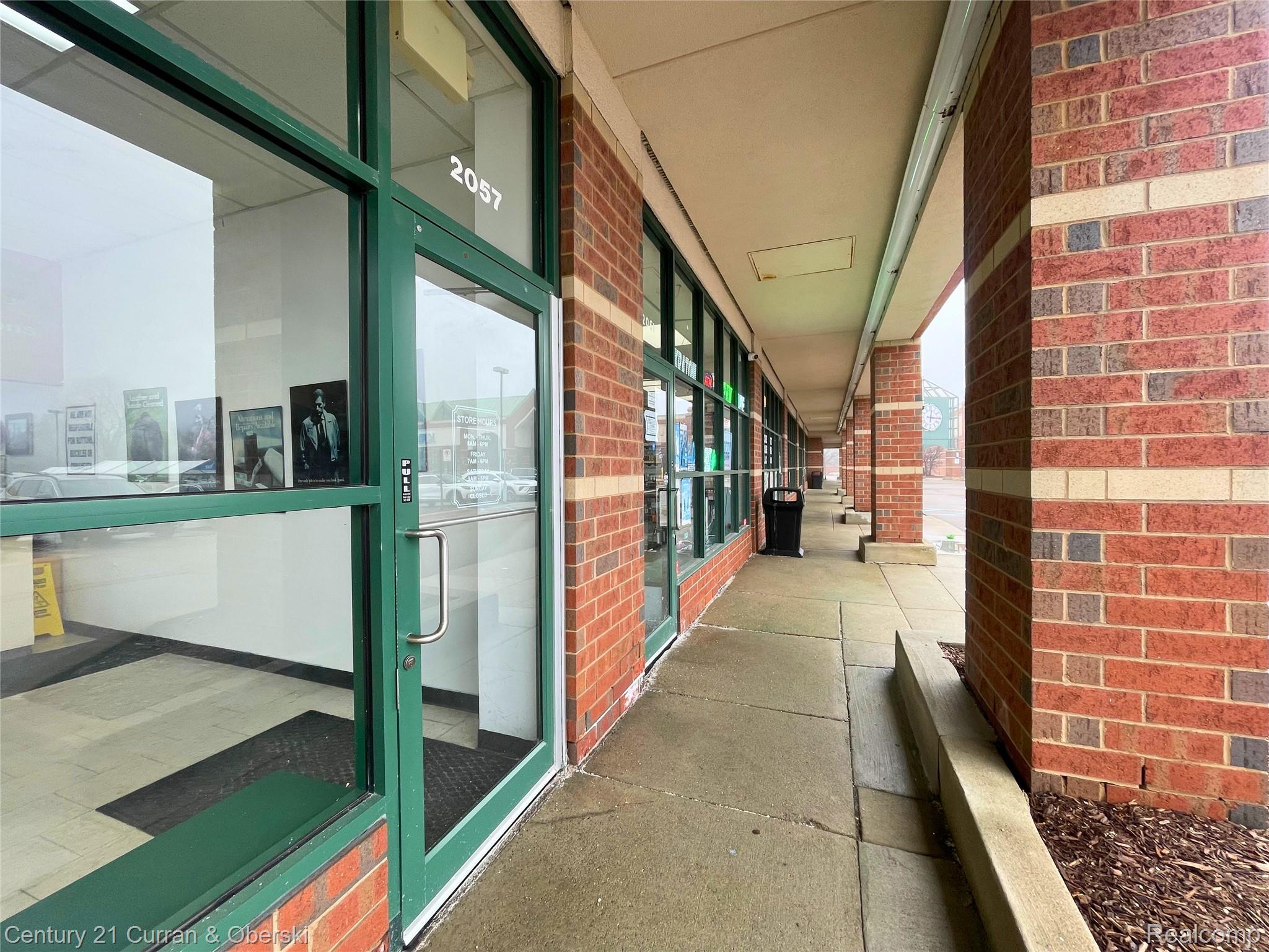 2057 South Boulevard W