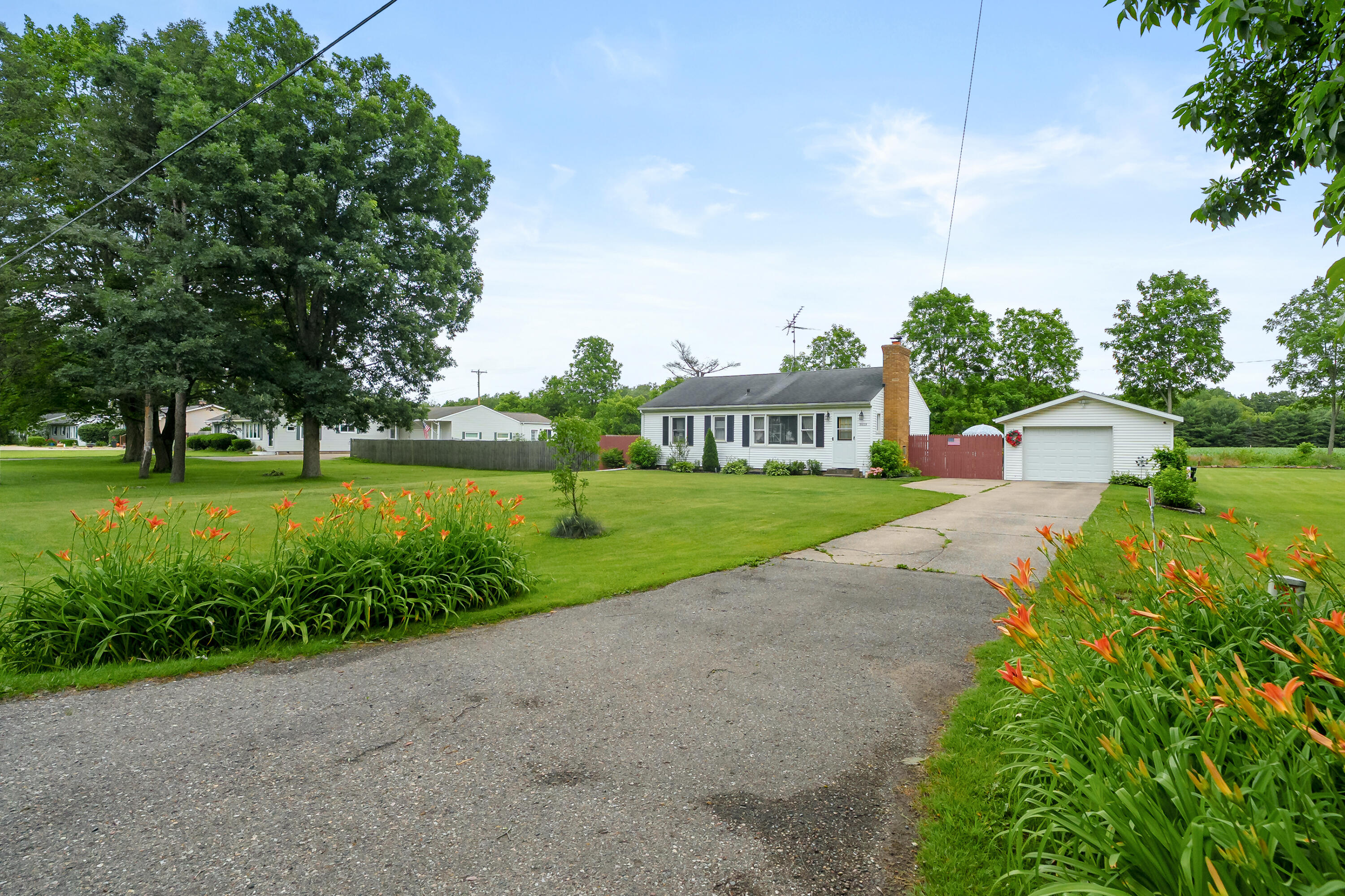 9809 S Sprinkle Road