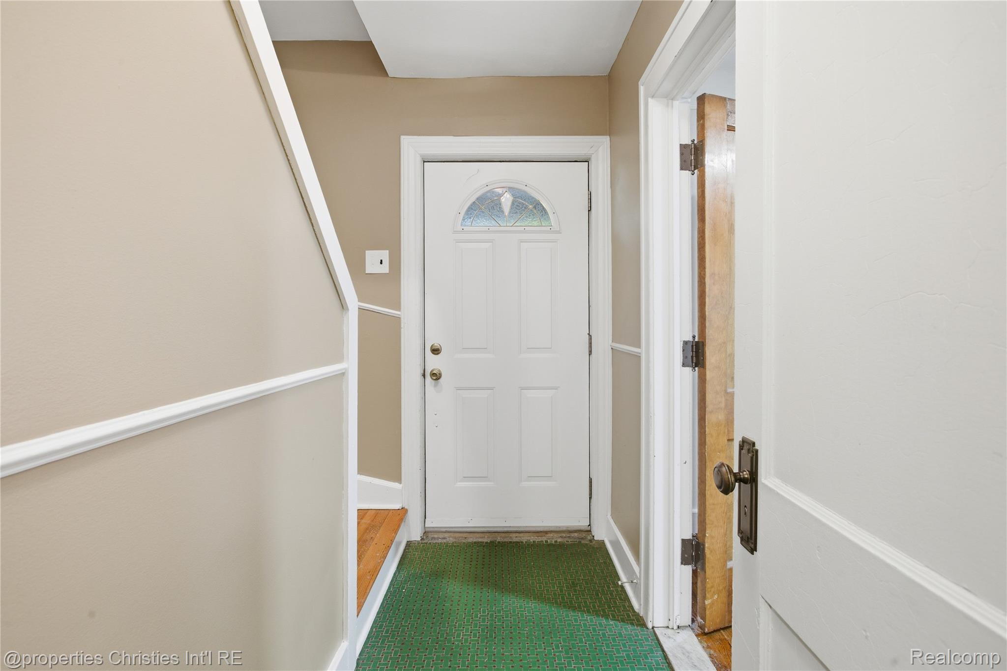 240 E Marshall Street