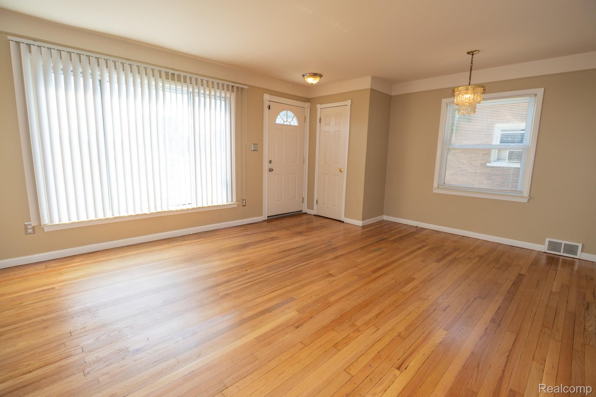 1455 Jeffrey Lane
