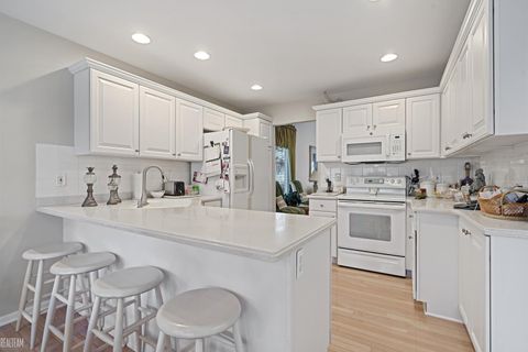 Tiny photo for 41388 Redmond Court, Clinton Charter Township, MI 48038 (MLS # 58050197585)