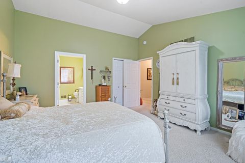 Tiny photo for 41388 Redmond Court, Clinton Charter Township, MI 48038 (MLS # 58050197585)