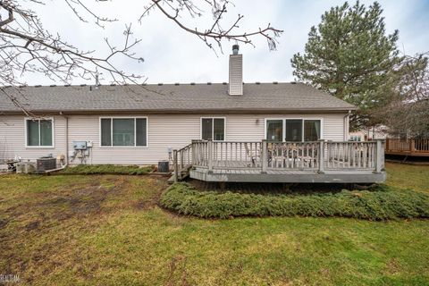 Tiny photo for 41388 Redmond Court, Clinton Charter Township, MI 48038 (MLS # 58050197585)
